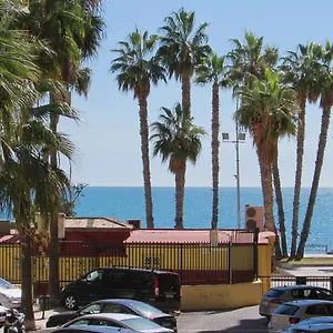 apartamento-en-playa-malagueta-con-vistas-al-mar.es-andalucia.com/