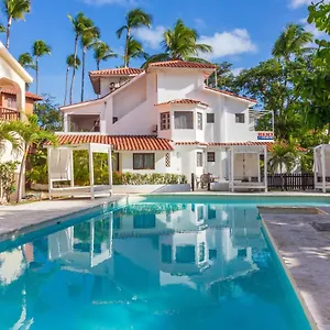 piazzetta-villa.comcaribbean.com/